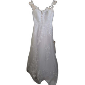 Wedding Dress - Size 10 NWOT